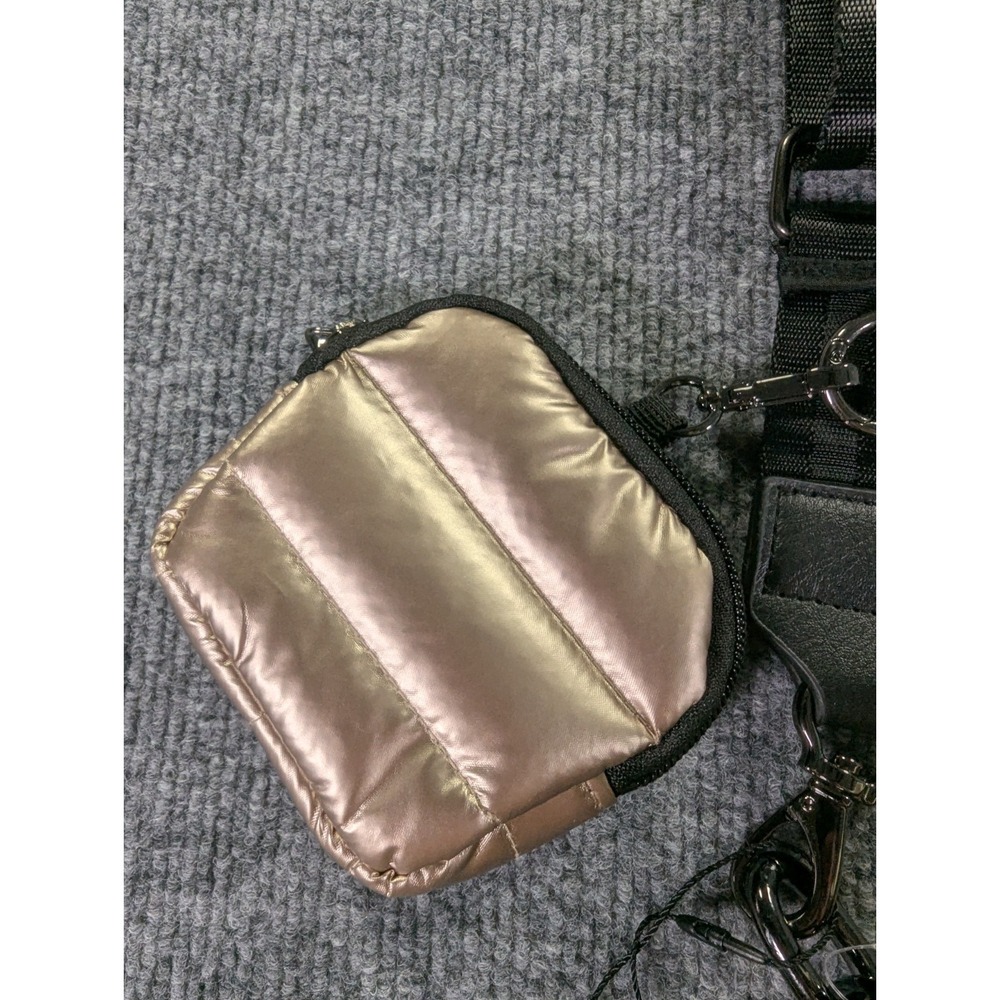 NEW! THINK ROYLN Downtown Crosswalk Crossbody Bag Pearl Cashmere Gold - Picture 3 of 14